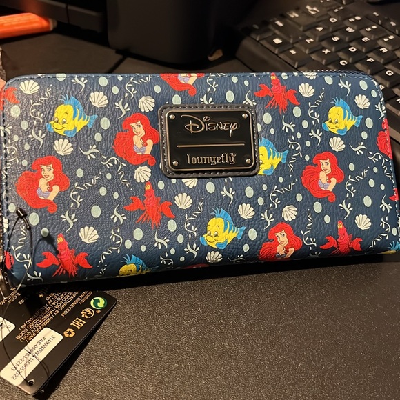 Loungefly Disney Little Mermaid Full Zip Wallet - Picture 4 of 7